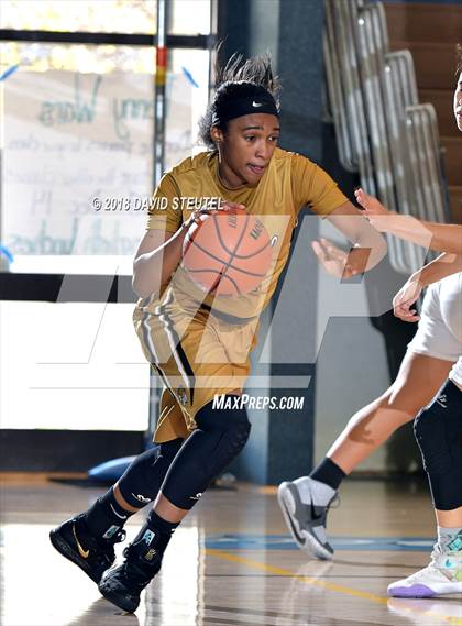 Thumbnail 2 in Bethel vs. Center (Claude Brock Memorial) photogallery.