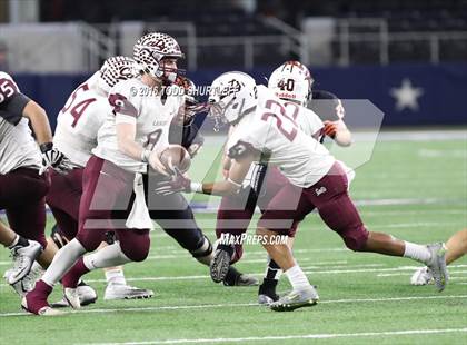 Thumbnail 2 in Calallen vs. Aledo (UIL 5A Division 2 Final) photogallery.