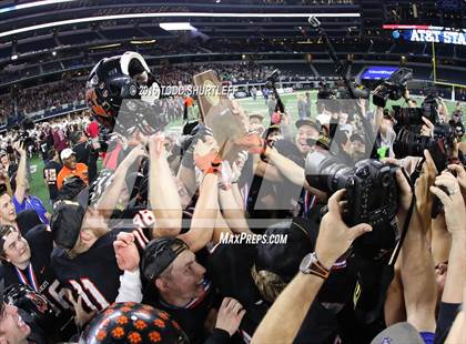 Thumbnail 2 in Calallen vs. Aledo (UIL 5A Division 2 Final) photogallery.