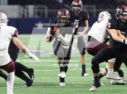 Thumbnail 2 in Calallen vs. Aledo (UIL 5A Division 2 Final) photogallery.
