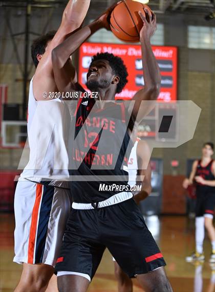 Thumbnail 2 in Rolling Hills Prep vs. Orange Lutheran (Nike Extravaganza) photogallery.