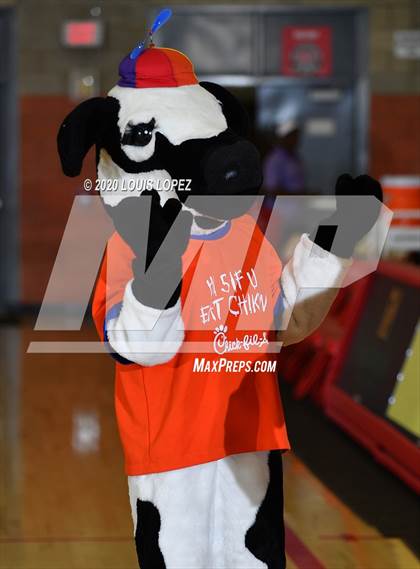 Thumbnail 2 in Rolling Hills Prep vs. Orange Lutheran (Nike Extravaganza) photogallery.