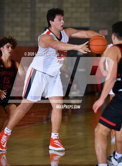 Thumbnail 2 in Rolling Hills Prep vs. Orange Lutheran (Nike Extravaganza) photogallery.
