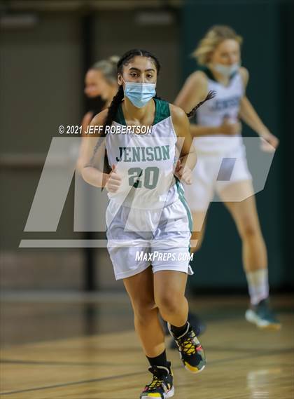 Thumbnail 1 in Rockford @ Jenison photogallery.