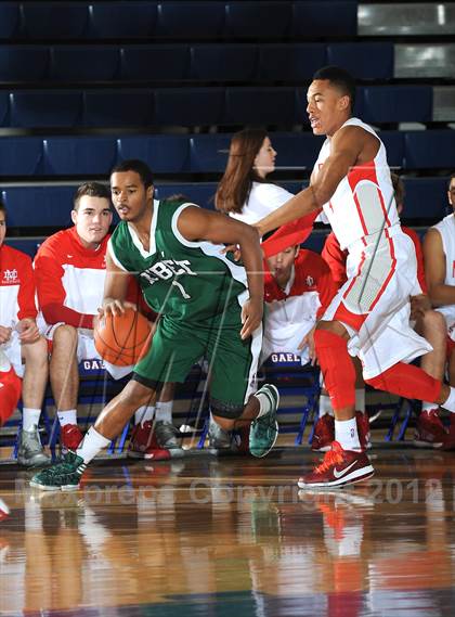 Thumbnail 2 in Mater Dei vs. Ribet Academy (Tarkanian Classic) photogallery.