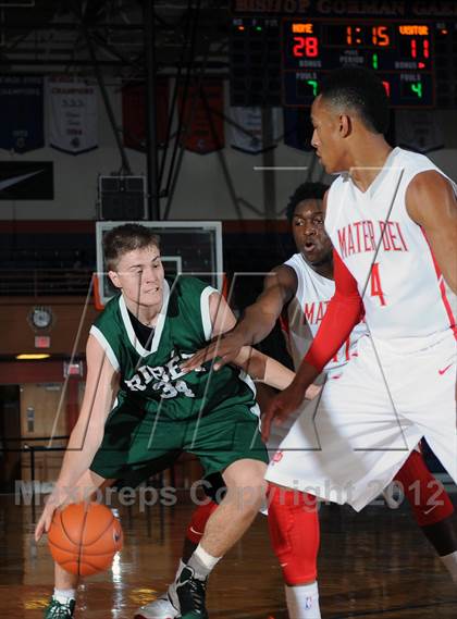 Thumbnail 1 in Mater Dei vs. Ribet Academy (Tarkanian Classic) photogallery.