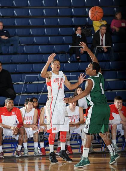 Thumbnail 1 in Mater Dei vs. Ribet Academy (Tarkanian Classic) photogallery.