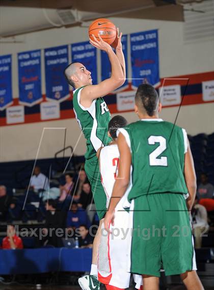 Thumbnail 1 in Mater Dei vs. Ribet Academy (Tarkanian Classic) photogallery.