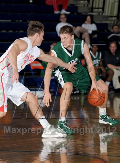 Thumbnail 2 in Mater Dei vs. Ribet Academy (Tarkanian Classic) photogallery.