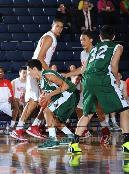Thumbnail 3 in Mater Dei vs. Ribet Academy (Tarkanian Classic) photogallery.