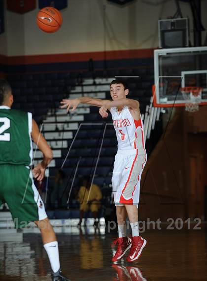 Thumbnail 2 in Mater Dei vs. Ribet Academy (Tarkanian Classic) photogallery.