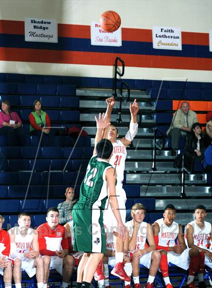 Thumbnail 2 in Mater Dei vs. Ribet Academy (Tarkanian Classic) photogallery.