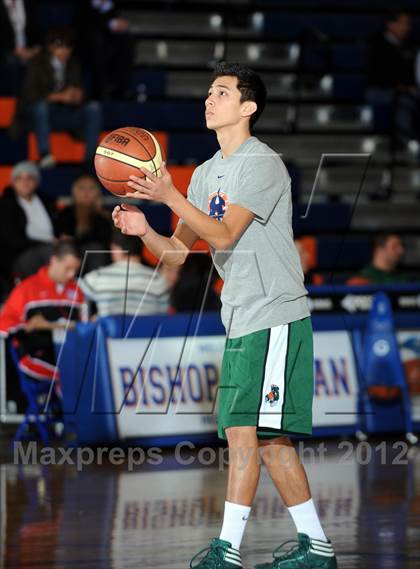 Thumbnail 3 in Mater Dei vs. Ribet Academy (Tarkanian Classic) photogallery.