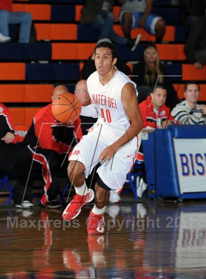 Thumbnail 2 in Mater Dei vs. Ribet Academy (Tarkanian Classic) photogallery.