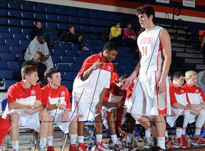 Thumbnail 2 in Mater Dei vs. Ribet Academy (Tarkanian Classic) photogallery.
