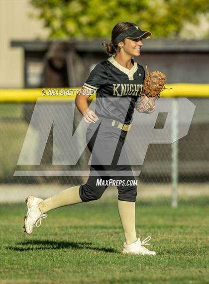 Thumbnail 3 in Marian vs. Lincoln Southeast photogallery.