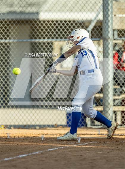 Thumbnail 1 in Marian vs. Lincoln Southeast photogallery.