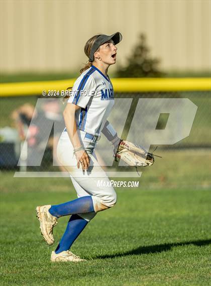 Thumbnail 3 in Marian vs. Lincoln Southeast photogallery.