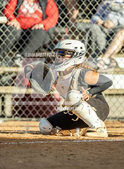 Thumbnail 3 in Marian vs. Lincoln Southeast photogallery.