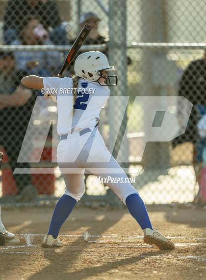 Thumbnail 2 in Marian vs. Lincoln Southeast photogallery.