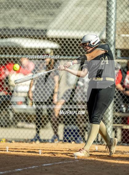 Thumbnail 1 in Marian vs. Lincoln Southeast photogallery.