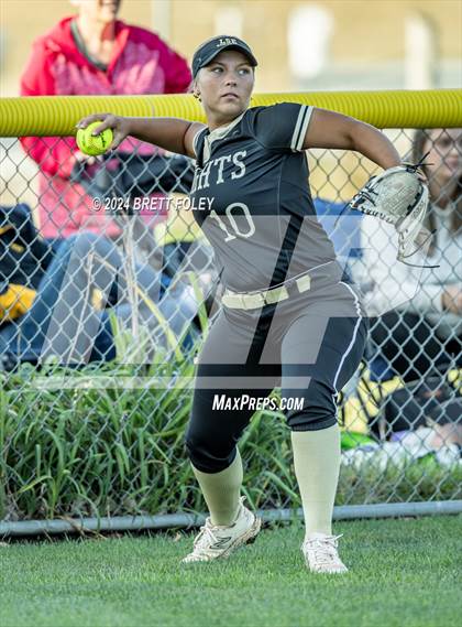 Thumbnail 1 in Marian vs. Lincoln Southeast photogallery.