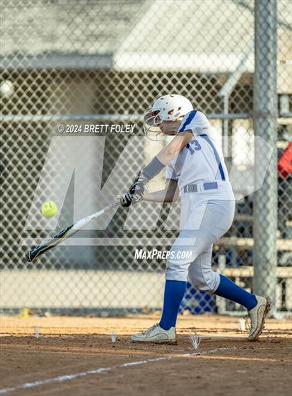 Thumbnail 3 in Marian vs. Lincoln Southeast photogallery.