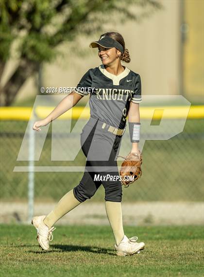 Thumbnail 2 in Marian vs. Lincoln Southeast photogallery.