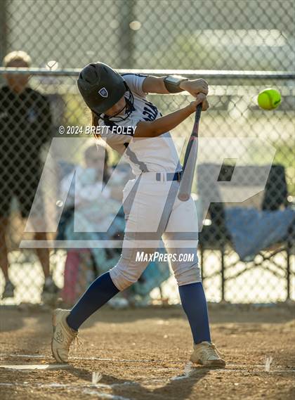 Thumbnail 1 in Marian vs. Lincoln Southeast photogallery.