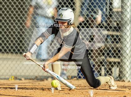 Thumbnail 1 in Marian vs. Lincoln Southeast photogallery.