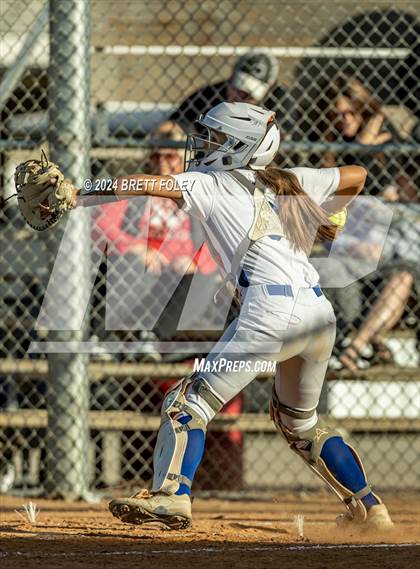 Thumbnail 1 in Marian vs. Lincoln Southeast photogallery.