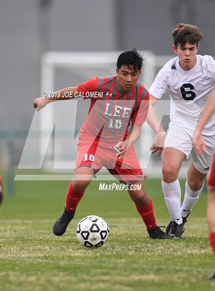 Thumbnail 2 in Central Catholic @ Lee [Robert E.] photogallery.