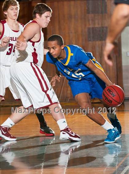 Thumbnail 2 in Del Campo vs Bear River (Kendall Arnett) photogallery.