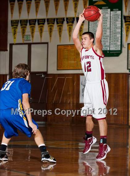 Thumbnail 1 in Del Campo vs Bear River (Kendall Arnett) photogallery.