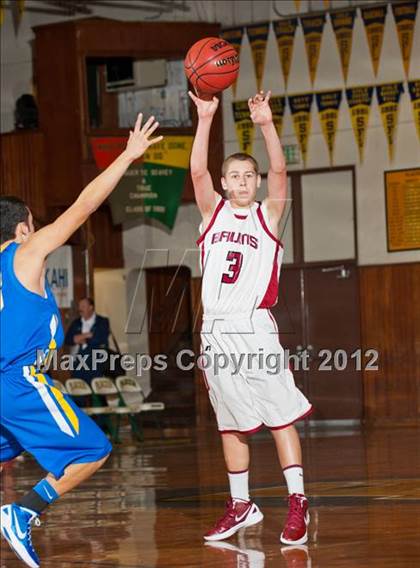 Thumbnail 2 in Del Campo vs Bear River (Kendall Arnett) photogallery.