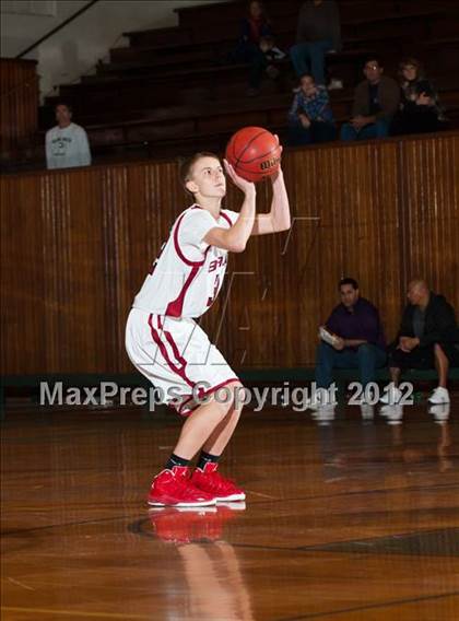 Thumbnail 3 in Del Campo vs Bear River (Kendall Arnett) photogallery.