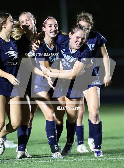 Thumbnail 1 in Covenant Day @ Charlotte Latin (NCISAA 4A Semifinal) photogallery.