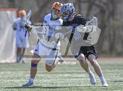 Thumbnail 1 in Darien @ Manhasset photogallery.