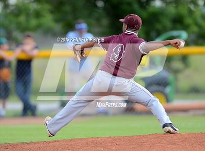 Thumbnail 2 in Vermilion Catholic @ Houma Christian (LHSAA D4 Regional Playoff) photogallery.