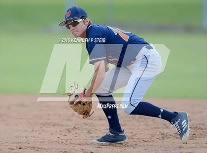 Thumbnail 2 in Vermilion Catholic @ Houma Christian (LHSAA D4 Regional Playoff) photogallery.