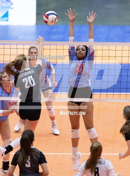 Thumbnail 2 in Southside vs. Bentonville (AAA 6A Championship) photogallery.