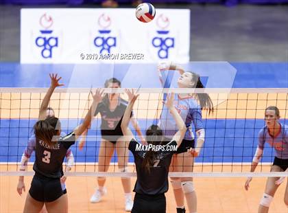 Thumbnail 2 in Southside vs. Bentonville (AAA 6A Championship) photogallery.