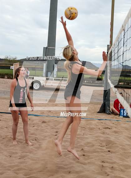 Thumbnail 2 in Boulder Creek vs Deer Valley (OC Beach Invitational F2G Final) photogallery.