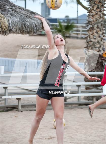 Thumbnail 2 in Boulder Creek vs Deer Valley (OC Beach Invitational F2G Final) photogallery.