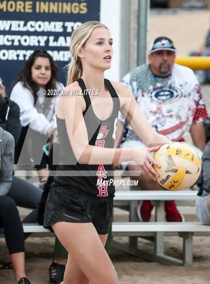 Thumbnail 2 in Boulder Creek vs Deer Valley (OC Beach Invitational F2G Final) photogallery.