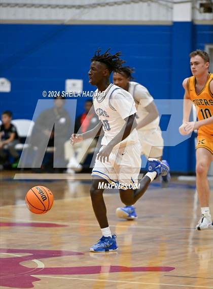 Thumbnail 3 in St. Xavier vs Gibbs (Sun Bash Tampa) photogallery.