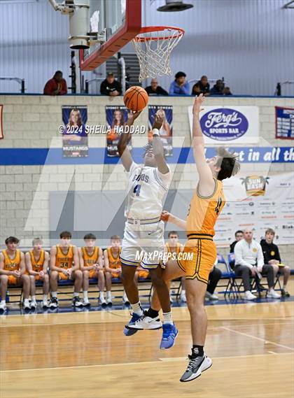 Thumbnail 2 in St. Xavier vs Gibbs (Sun Bash Tampa) photogallery.