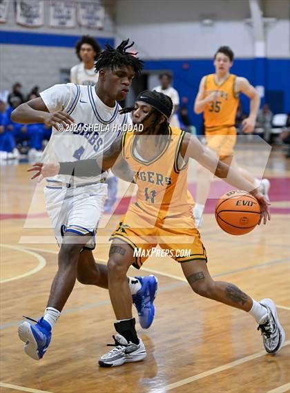 Thumbnail 2 in St. Xavier vs Gibbs (Sun Bash Tampa) photogallery.