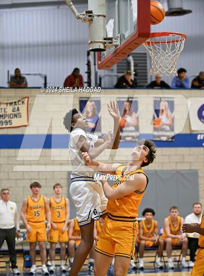 Thumbnail 3 in St. Xavier vs Gibbs (Sun Bash Tampa) photogallery.