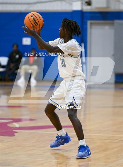 Thumbnail 1 in St. Xavier vs Gibbs (Sun Bash Tampa) photogallery.